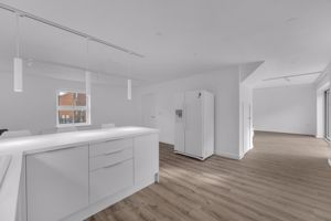 Photo 47- click for photo gallery